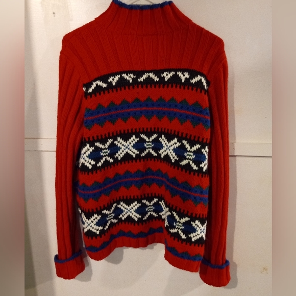 Women's Russ sweater size large. - Picture 2 of 3